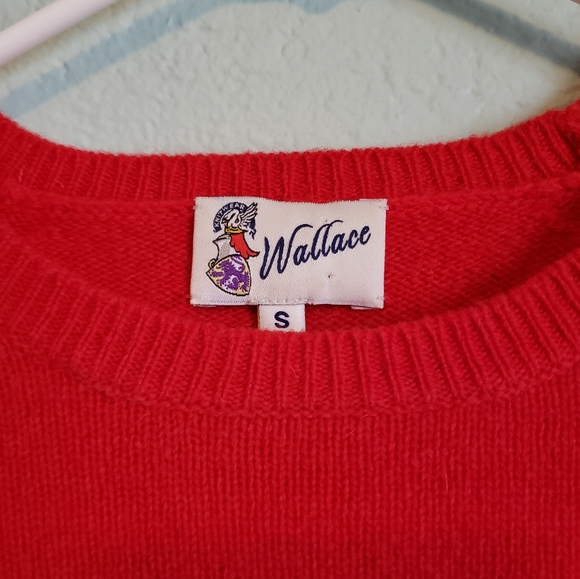 Gorgeous vintage Wallace Knitwear sweater, size small, 100% lambswool - Picture 2 of 3